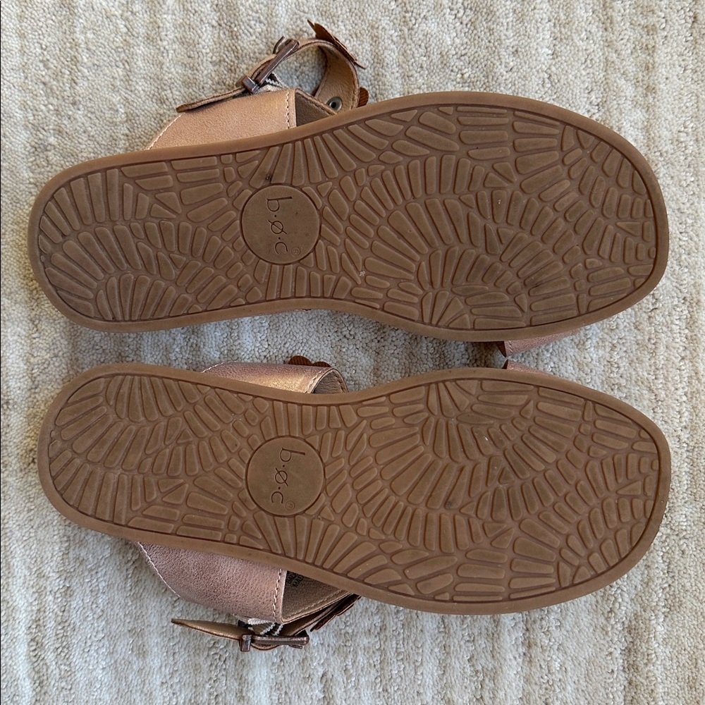 Like New B.O.C. Lyra Slide Sandals Rose Gold Metallic Cork Wedge Heel Size 7 - Picture 15 of 17